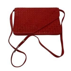 Vtg Diana Shoulder Bag Women's Red Woven Leather Asymmetric Envelope Italy Purse